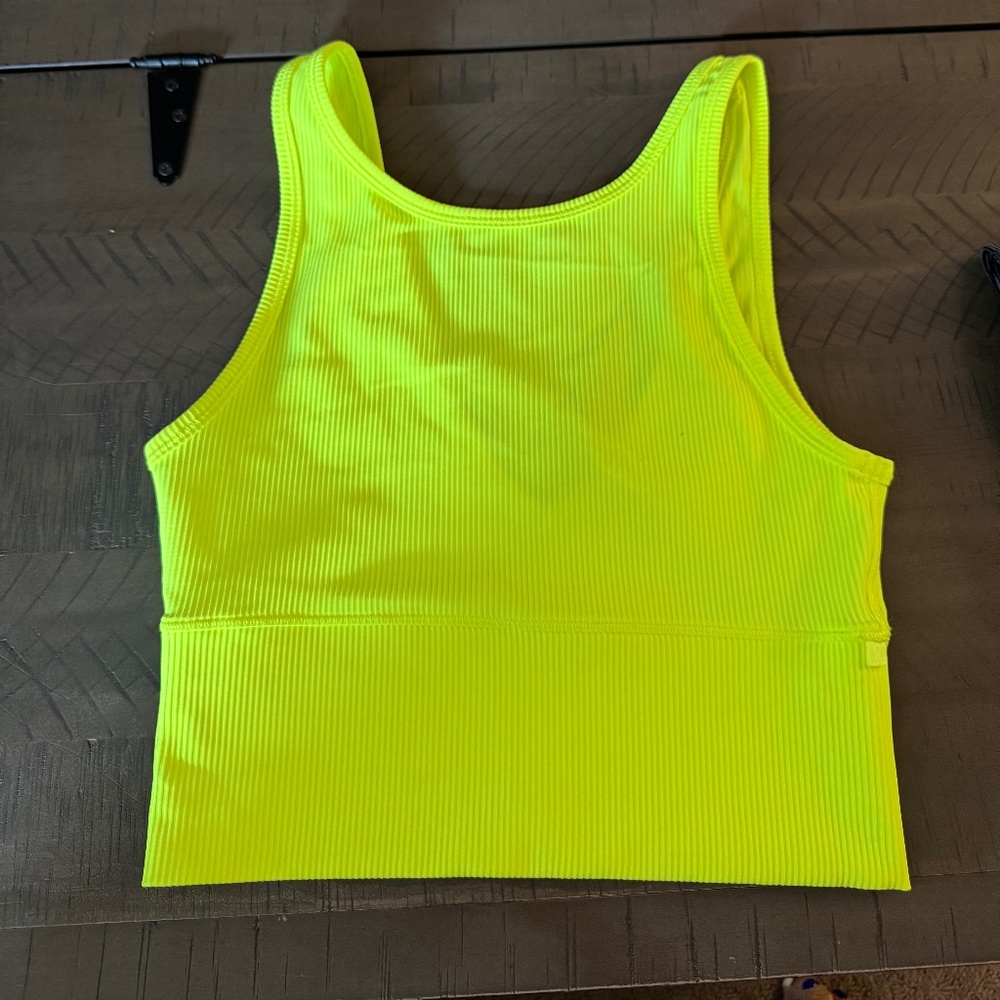 Lululemon Highlight yellow power pivot tank size 4